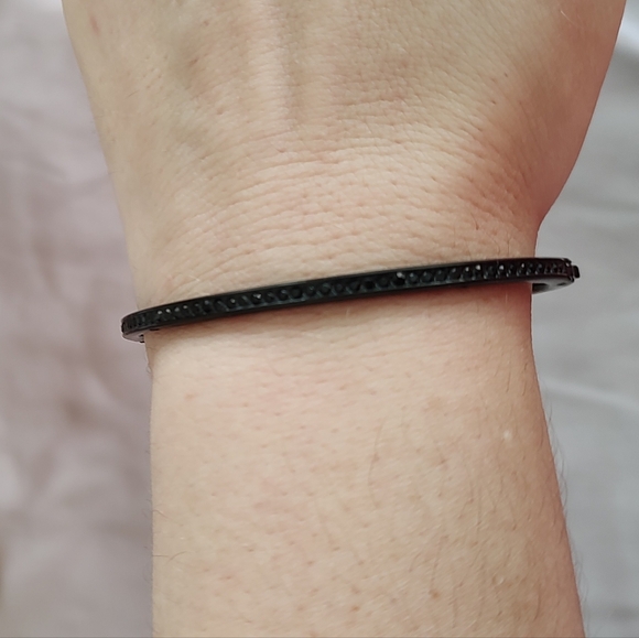 Michael Kors Hinge Bracelet - Picture 1 of 6